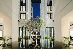 Гостиница Mövenpick Hotel Sukhumvit 15 Bangkok  Бангкок